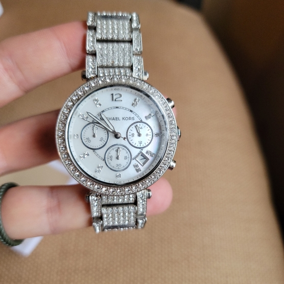 Women's Michael Kors Watch - Picture 4 of 5